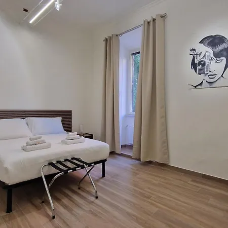 Daire New 3br-2 Baths Near Vatican & Metro- The Comics House