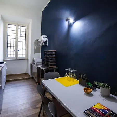 Appartement New 3br-2 Baths Near Vatican & Metro- The Comics House Rome