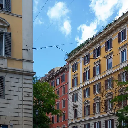 New 3br-2 Baths Near Vatican & Metro- The Comics House Appartement *
