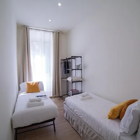 New 3br-2 Baths Near Vatican & Metro- The Comics House