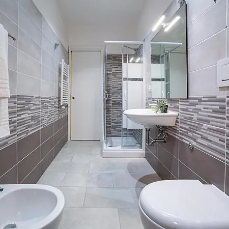 Appartement New 3br-2 Baths Near Vatican & Metro- The Comics House Rome